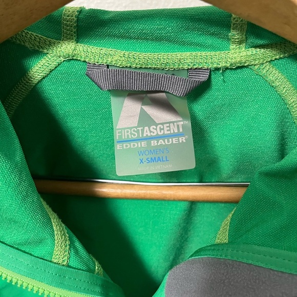 Eddie Bauer First Ascent Green Windbreaker Rain Jacket Nylon Coat Women’s XS - Picture 4 of 7